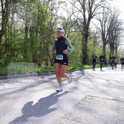 12.04.2026 - 45. Internationalen Wilhelmsburger Insellauf Yannick Fuchs http://msf.ph/oto/9491596 12.04.2026 10:42:13 Laufen 5544 meine-sportfotos.de