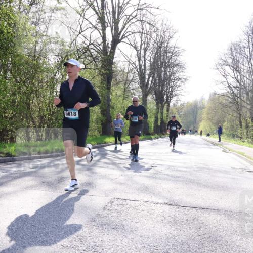 12.04.2026 - 45. Internationalen Wilhelmsburger Insellauf Yannick Fuchs http://msf.ph/oto/9491614 12.04.2026 10:42:18 Laufen 5618, 3488 meine-sportfotos.de