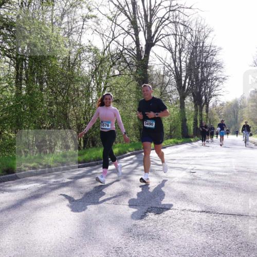 12.04.2026 - 45. Internationalen Wilhelmsburger Insellauf Yannick Fuchs http://msf.ph/oto/9491660 12.04.2026 10:42:36 Laufen 5576, 5490 meine-sportfotos.de