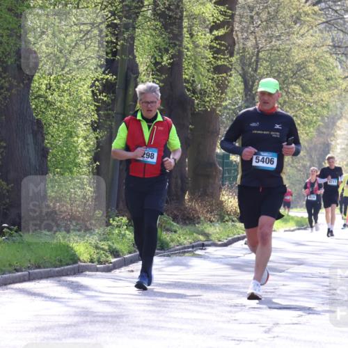 12.04.2026 - 45. Internationalen Wilhelmsburger Insellauf Yannick Fuchs http://msf.ph/oto/9491710 12.04.2026 10:42:48 Laufen 298, 20, 11, 2015, 5406, 4636, 4711, 5047, 2821 meine-sportfotos.de