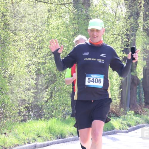 12.04.2026 - 45. Internationalen Wilhelmsburger Insellauf Yannick Fuchs http://msf.ph/oto/9491724 12.04.2026 10:42:52 Laufen 2015, 5406, 5268 meine-sportfotos.de