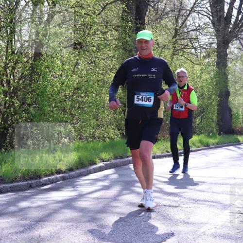 12.04.2026 - 45. Internationalen Wilhelmsburger Insellauf Yannick Fuchs http://msf.ph/oto/9491740 12.04.2026 10:42:54 Laufen 2015, 5406, 4298 meine-sportfotos.de