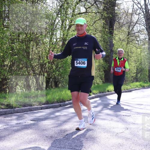 12.04.2026 - 45. Internationalen Wilhelmsburger Insellauf Yannick Fuchs http://msf.ph/oto/9491745 12.04.2026 10:42:55 Laufen 2015, 5406, 4298 meine-sportfotos.de