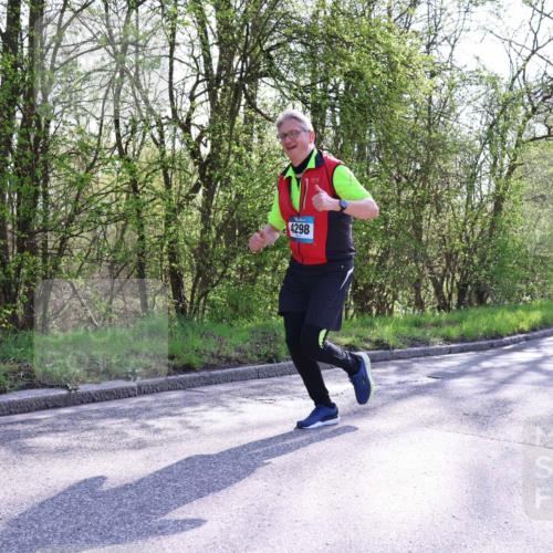 12.04.2026 - 45. Internationalen Wilhelmsburger Insellauf Yannick Fuchs http://msf.ph/oto/9491763 12.04.2026 10:42:57 Laufen 4298 meine-sportfotos.de