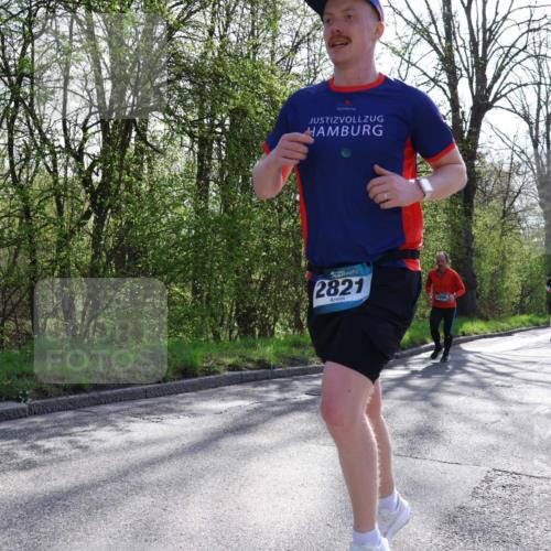 12.04.2026 - 45. Internationalen Wilhelmsburger Insellauf Yannick Fuchs http://msf.ph/oto/9491795 12.04.2026 10:43:05 Laufen 2821, 5268 meine-sportfotos.de