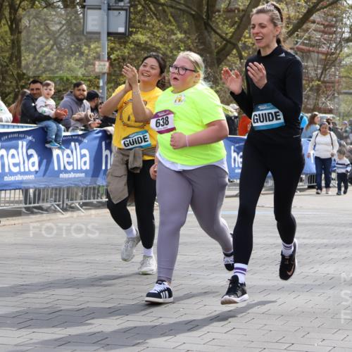 12.04.2026 - 45. Internationalen Wilhelmsburger Insellauf Strokosch-Dieckow http://msf.ph/oto/9491812 12.04.2026 14:55:17 Ziel 638 meine-sportfotos.de