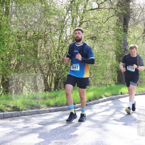 12.04.2026 - 45. Internationalen Wilhelmsburger Insellauf Yannick Fuchs http://msf.ph/oto/9491856 12.04.2026 10:43:15 Laufen 5047, 3724, 2921 meine-sportfotos.de
