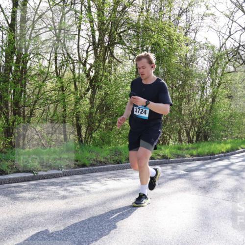 12.04.2026 - 45. Internationalen Wilhelmsburger Insellauf Yannick Fuchs http://msf.ph/oto/9491875 12.04.2026 10:43:17 Laufen 3724 meine-sportfotos.de