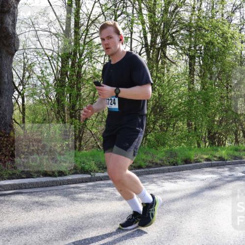 12.04.2026 - 45. Internationalen Wilhelmsburger Insellauf Yannick Fuchs http://msf.ph/oto/9491879 12.04.2026 10:43:18 Laufen 3724 meine-sportfotos.de