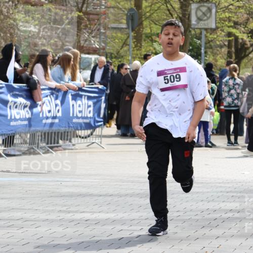 12.04.2026 - 45. Internationalen Wilhelmsburger Insellauf Strokosch-Dieckow http://msf.ph/oto/9491963 12.04.2026 14:52:59 Ziel 1040, 509 meine-sportfotos.de