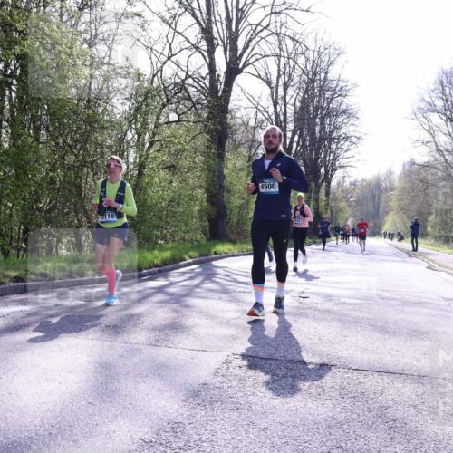 12.04.2026 - 45. Internationalen Wilhelmsburger Insellauf Yannick Fuchs http://msf.ph/oto/9491972 12.04.2026 10:43:33 Laufen 118, 4500, 333 meine-sportfotos.de