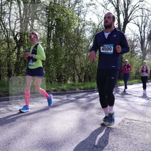 12.04.2026 - 45. Internationalen Wilhelmsburger Insellauf Yannick Fuchs http://msf.ph/oto/9491981 12.04.2026 10:43:34 Laufen 4500, 333 meine-sportfotos.de