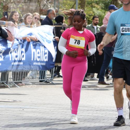 12.04.2026 - 45. Internationalen Wilhelmsburger Insellauf Strokosch-Dieckow http://msf.ph/oto/9492009 12.04.2026 14:52:41 Ziel 546, 1803, 450 meine-sportfotos.de