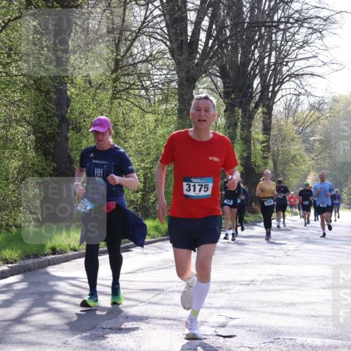 12.04.2026 - 45. Internationalen Wilhelmsburger Insellauf Yannick Fuchs http://msf.ph/oto/9492015 12.04.2026 10:43:39 Laufen 1055, 3175 meine-sportfotos.de