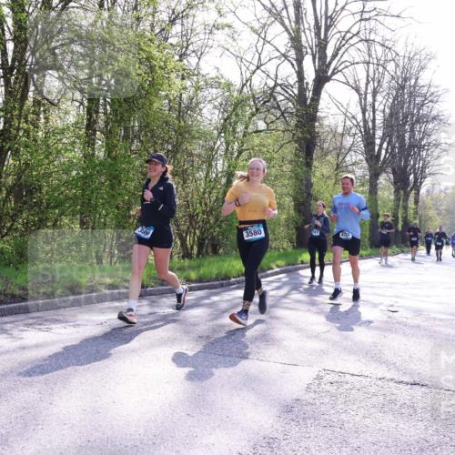 12.04.2026 - 45. Internationalen Wilhelmsburger Insellauf Yannick Fuchs http://msf.ph/oto/9492062 12.04.2026 10:43:46 Laufen 3395, 3580, 4131 meine-sportfotos.de