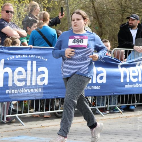 12.04.2026 - 45. Internationalen Wilhelmsburger Insellauf Strokosch-Dieckow http://msf.ph/oto/9492077 12.04.2026 14:52:22 Ziel 570, 354, 507, 498 meine-sportfotos.de