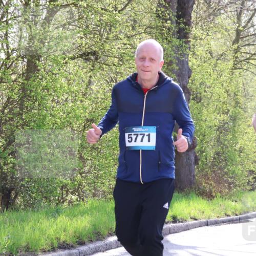 12.04.2026 - 45. Internationalen Wilhelmsburger Insellauf Yannick Fuchs http://msf.ph/oto/9492144 12.04.2026 10:43:58 Laufen 5771, 4549 meine-sportfotos.de