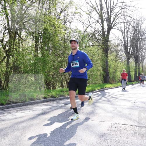 12.04.2026 - 45. Internationalen Wilhelmsburger Insellauf Yannick Fuchs http://msf.ph/oto/9492204 12.04.2026 10:44:08 Laufen 5835 meine-sportfotos.de