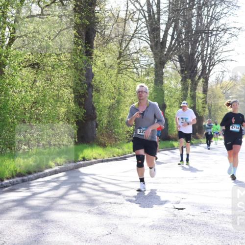 12.04.2026 - 45. Internationalen Wilhelmsburger Insellauf Yannick Fuchs http://msf.ph/oto/9492239 12.04.2026 10:44:13 Laufen 17, 322, 2133, 4714 meine-sportfotos.de