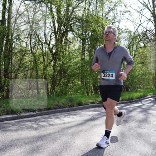 12.04.2026 - 45. Internationalen Wilhelmsburger Insellauf Yannick Fuchs http://msf.ph/oto/9492258 12.04.2026 10:44:15 Laufen 3224, 4714 meine-sportfotos.de