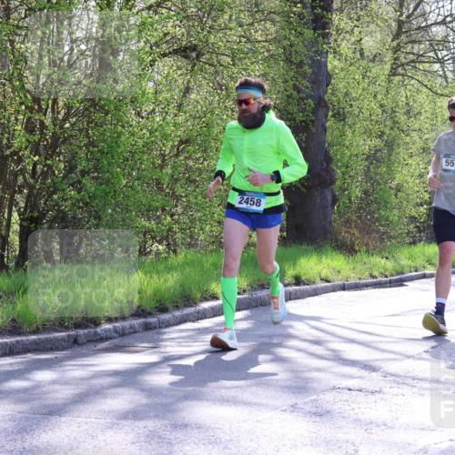 12.04.2026 - 45. Internationalen Wilhelmsburger Insellauf Yannick Fuchs http://msf.ph/oto/9492319 12.04.2026 10:44:27 Laufen 2458, 5512 meine-sportfotos.de