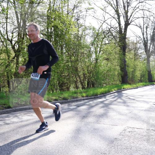 12.04.2026 - 45. Internationalen Wilhelmsburger Insellauf Yannick Fuchs http://msf.ph/oto/9492419 12.04.2026 10:44:42 Laufen 4388 meine-sportfotos.de