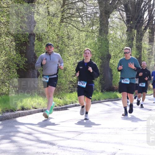 12.04.2026 - 45. Internationalen Wilhelmsburger Insellauf Yannick Fuchs http://msf.ph/oto/9492436 12.04.2026 10:44:47 Laufen 2796, 2797, 4394, 2861, 37, 3568 meine-sportfotos.de