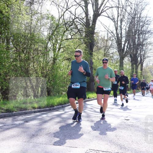 12.04.2026 - 45. Internationalen Wilhelmsburger Insellauf Yannick Fuchs http://msf.ph/oto/9492458 12.04.2026 10:44:51 Laufen 4394, 31, 2847, 2861 meine-sportfotos.de