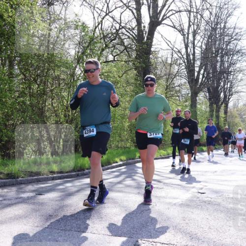 12.04.2026 - 45. Internationalen Wilhelmsburger Insellauf Yannick Fuchs http://msf.ph/oto/9492463 12.04.2026 10:44:52 Laufen 4394, 37, 2847, 2861 meine-sportfotos.de