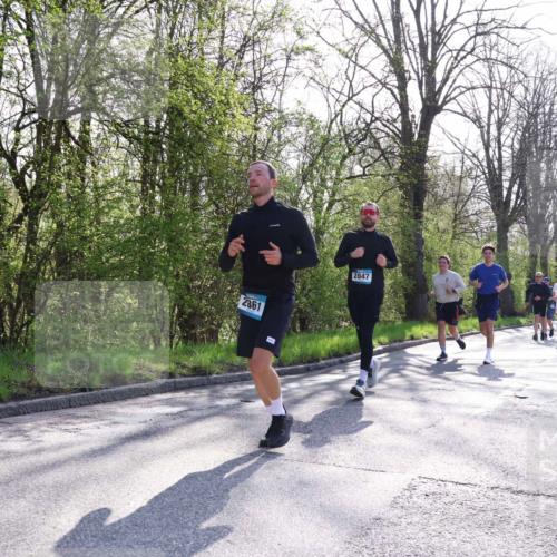 12.04.2026 - 45. Internationalen Wilhelmsburger Insellauf Yannick Fuchs http://msf.ph/oto/9492477 12.04.2026 10:44:54 Laufen 2861, 2847 meine-sportfotos.de