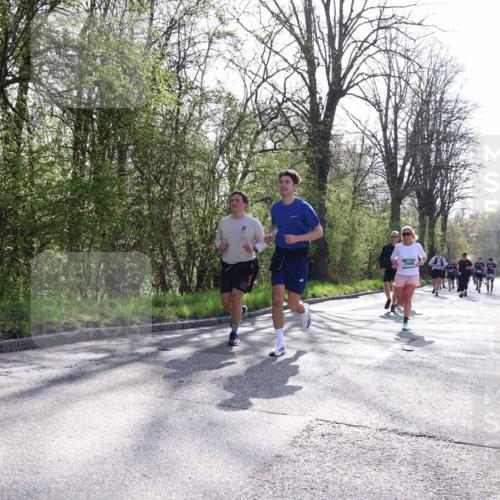 12.04.2026 - 45. Internationalen Wilhelmsburger Insellauf Yannick Fuchs http://msf.ph/oto/9492489 12.04.2026 10:44:56 Laufen 3568 meine-sportfotos.de