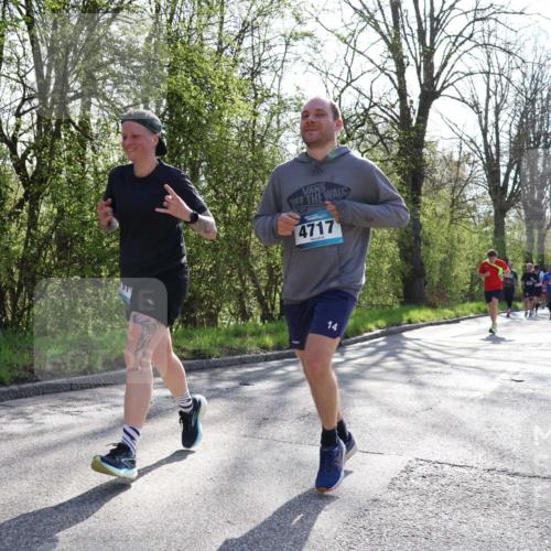 12.04.2026 - 45. Internationalen Wilhelmsburger Insellauf Yannick Fuchs http://msf.ph/oto/9492562 12.04.2026 10:45:07 Laufen 4717, 14 meine-sportfotos.de