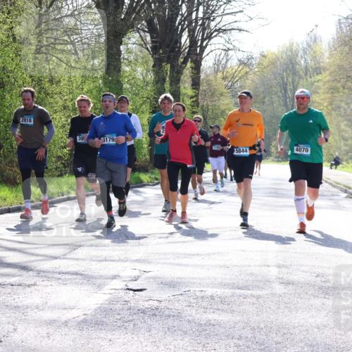 12.04.2026 - 45. Internationalen Wilhelmsburger Insellauf Yannick Fuchs http://msf.ph/oto/9492578 12.04.2026 10:45:10 Laufen 2818, 39, 3179, 5844, 4070 meine-sportfotos.de