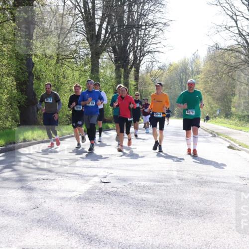 12.04.2026 - 45. Internationalen Wilhelmsburger Insellauf Yannick Fuchs http://msf.ph/oto/9492579 12.04.2026 10:45:10 Laufen 2818, 3997, 179, 5844, 4070 meine-sportfotos.de