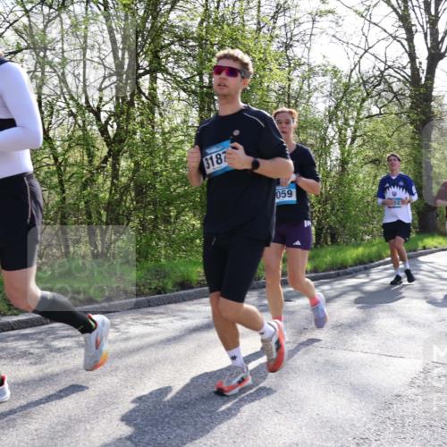 12.04.2026 - 45. Internationalen Wilhelmsburger Insellauf Yannick Fuchs http://msf.ph/oto/9492629 12.04.2026 10:45:17 Laufen 3187, 059, 319 meine-sportfotos.de