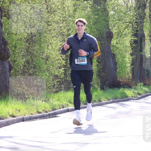 12.04.2026 - 45. Internationalen Wilhelmsburger Insellauf Yannick Fuchs http://msf.ph/oto/9492692 12.04.2026 10:45:33 Laufen 3340, 3798 meine-sportfotos.de