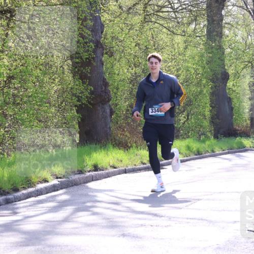 12.04.2026 - 45. Internationalen Wilhelmsburger Insellauf Yannick Fuchs http://msf.ph/oto/9492697 12.04.2026 10:45:34 Laufen 3346, 3798 meine-sportfotos.de