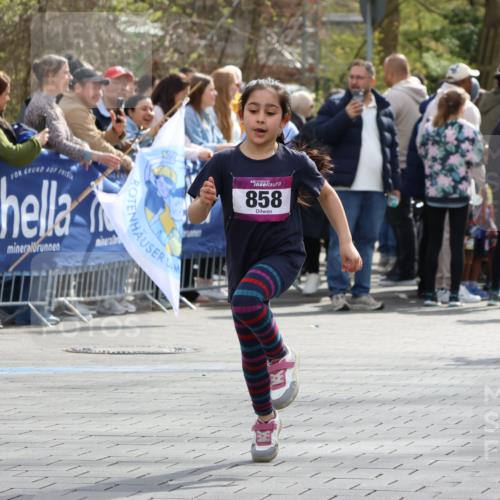 12.04.2026 - 45. Internationalen Wilhelmsburger Insellauf Strokosch-Dieckow http://msf.ph/oto/9492790 12.04.2026 14:50:50 Ziel 626, 895, 357, 889, 408, 351, 893, 455, 388, 663, 359, 858, 531, 493, 1822 meine-sportfotos.de
