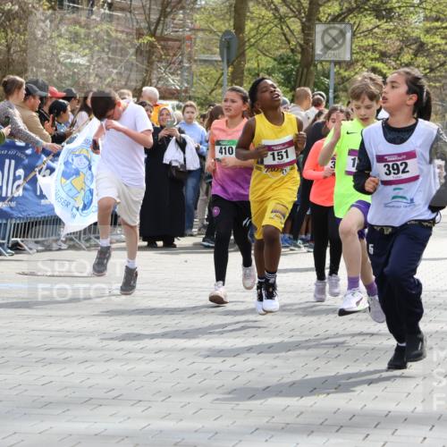 12.04.2026 - 45. Internationalen Wilhelmsburger Insellauf Strokosch-Dieckow http://msf.ph/oto/9492867 12.04.2026 14:50:28 Ziel 475, 859, 1840, 504, 333, 391, 407, 883, 452, 1834, 491, 426, 392, 880, 151, 1035, 330, 362, 865 meine-sportfotos.de