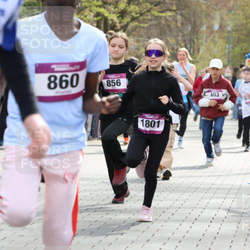 12.04.2026 - 45. Internationalen Wilhelmsburger Insellauf Strokosch-Dieckow http://msf.ph/oto/9492944 12.04.2026 14:50:06 Ziel 898, 1039, 901, 131, 1061, 624, 1825, 141, 164, 113, 1845, 1849, 1810, 352, 902, 1814, 860, 854, 885, 1801, 138, 355, 856, 1038, 516, 445, 395, 600, 168, 396, 871, 173, 369, 21, 403, 398, 1064 meine-sportfotos.de