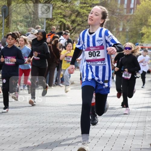 12.04.2026 - 45. Internationalen Wilhelmsburger Insellauf Strokosch-Dieckow http://msf.ph/oto/9492946 12.04.2026 14:50:05 Ziel 898, 1039, 901, 131, 1061, 624, 1825, 141, 164, 113, 1845, 1849, 1810, 352, 902, 1814, 860, 854, 885, 1801, 138, 355, 856, 1038, 516, 445, 395, 600, 168, 396, 871, 173, 369 meine-sportfotos.de