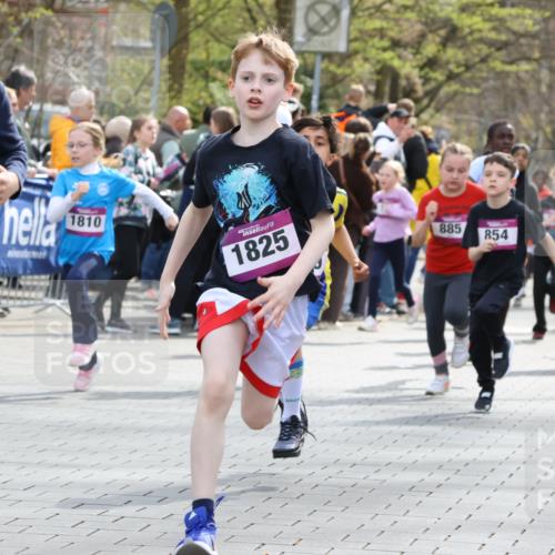 12.04.2026 - 45. Internationalen Wilhelmsburger Insellauf Strokosch-Dieckow http://msf.ph/oto/9492960 12.04.2026 14:50:03 Ziel 672, 368, 898, 1039, 901, 131, 1061, 624, 1825, 141, 164, 113, 1845, 1849, 1810, 352, 902, 1814, 860, 854, 885, 1801, 138, 355, 856, 1038, 516, 445, 395, 600, 168, 396, 871 meine-sportfotos.de