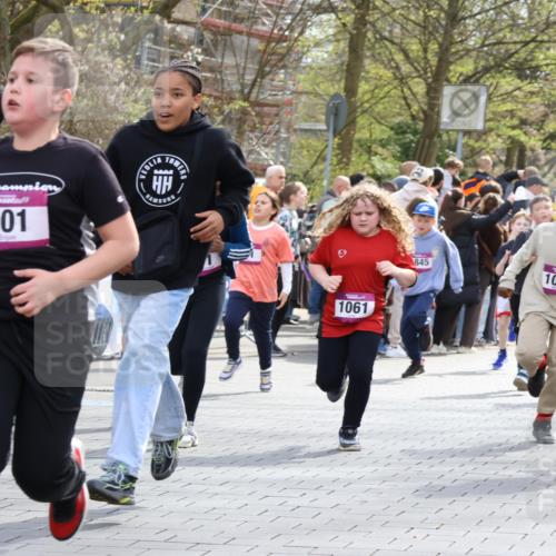 12.04.2026 - 45. Internationalen Wilhelmsburger Insellauf Strokosch-Dieckow http://msf.ph/oto/9492976 12.04.2026 14:49:59 Ziel 466, 878, 849, 861, 875, 572, 336, 1036, 1847, 400, 672, 368, 898, 1039, 901, 131, 1061, 624, 1825, 141, 164, 113, 1845, 1849, 1810, 352, 902, 1814, 860 meine-sportfotos.de