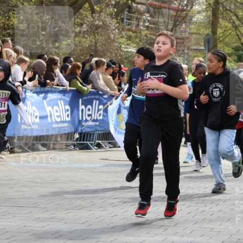 12.04.2026 - 45. Internationalen Wilhelmsburger Insellauf Strokosch-Dieckow http://msf.ph/oto/9492981 12.04.2026 14:49:58 Ziel 402, 451, 608, 466, 878, 849, 861, 875, 572, 336, 1036, 1847, 400, 672, 368, 898, 1039, 901, 131, 1061, 624, 1825, 141, 164, 113, 1845, 1849, 1810, 352 meine-sportfotos.de