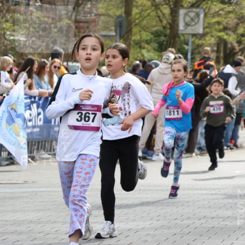 12.04.2026 - 45. Internationalen Wilhelmsburger Insellauf Strokosch-Dieckow http://msf.ph/oto/9493039 12.04.2026 14:49:41 Ziel 867, 377, 879, 1839, 401, 1812, 106, 169, 1, 1813, 497, 1808, 406, 1811, 367, 1830, 1848, 439 meine-sportfotos.de