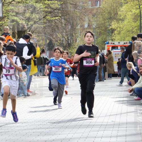 12.04.2026 - 45. Internationalen Wilhelmsburger Insellauf Strokosch-Dieckow http://msf.ph/oto/9493252 12.04.2026 14:48:51 Ziel 1846, 683, 900, 899, 49, 424, 70, 381, 906, 1045, 36, 904, 1807 meine-sportfotos.de