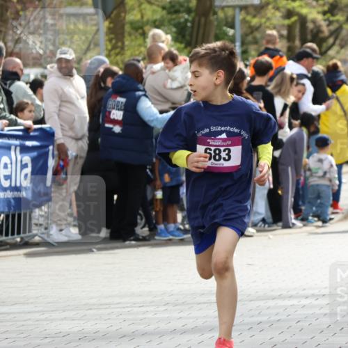 12.04.2026 - 45. Internationalen Wilhelmsburger Insellauf Strokosch-Dieckow http://msf.ph/oto/9493272 12.04.2026 14:48:45 Ziel 1826, 1841, 337, 167, 1846, 683, 900, 899, 49 meine-sportfotos.de
