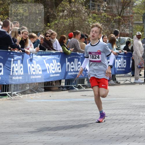 12.04.2026 - 45. Internationalen Wilhelmsburger Insellauf Strokosch-Dieckow http://msf.ph/oto/9493351 12.04.2026 14:48:21 Ziel 1835, 1824 meine-sportfotos.de