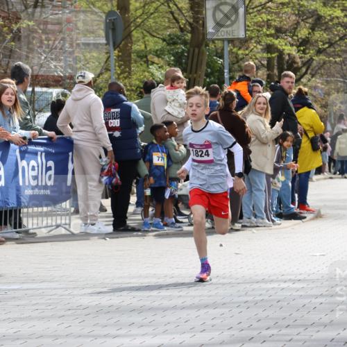12.04.2026 - 45. Internationalen Wilhelmsburger Insellauf Strokosch-Dieckow http://msf.ph/oto/9493369 12.04.2026 14:48:20 Ziel 1835, 1824 meine-sportfotos.de