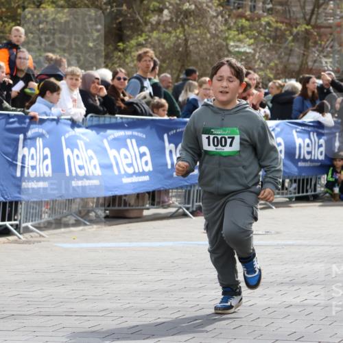 12.04.2026 - 45. Internationalen Wilhelmsburger Insellauf Strokosch-Dieckow http://msf.ph/oto/9493414 12.04.2026 14:38:24 Ziel 1007 meine-sportfotos.de